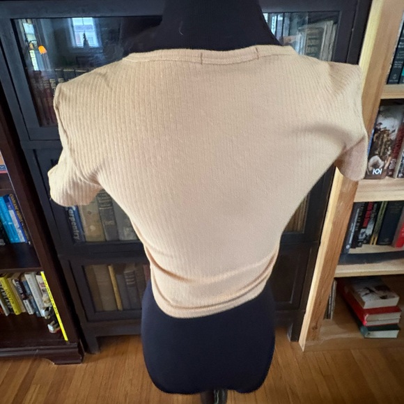 Tan Ribbed button-up Crop Top - Picture 5 of 8